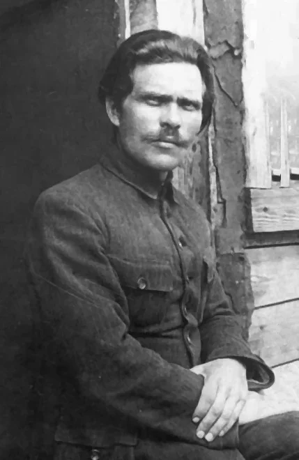 Нестор Махно з командирами Революційної повстанської армії, 1919